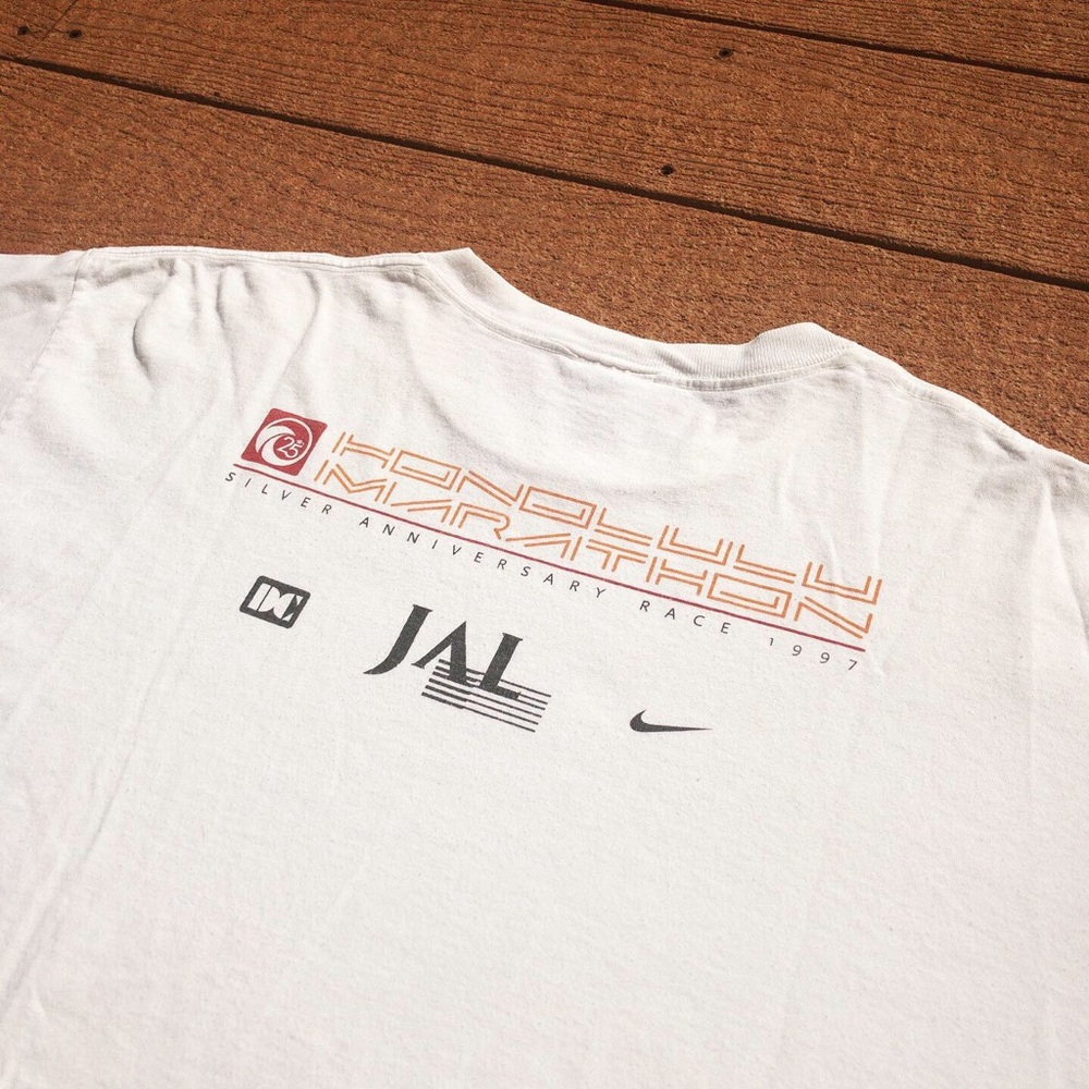 Vintage 1997 Nike Honolulu Marathon T-Shirt